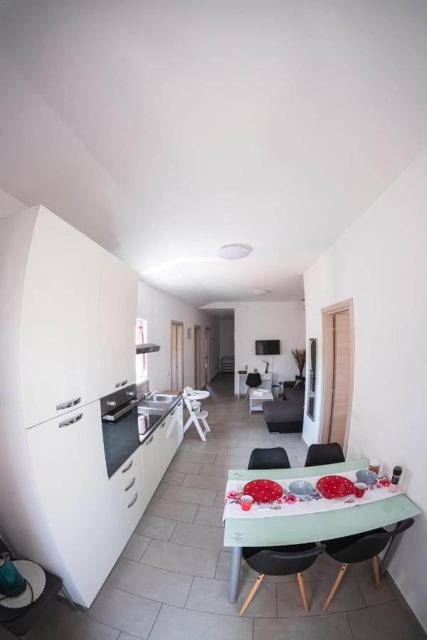 Apartments Time For Sea Koper Eksteriør billede